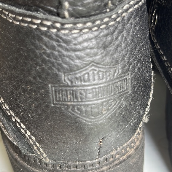 Harley-Davidson Motorcycle boots. Black low rise lace up boots size 9. Chunky - Picture 10 of 15